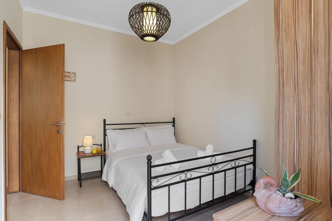 Amphitrite Beach House Chania  ภายนอก รูปภาพ